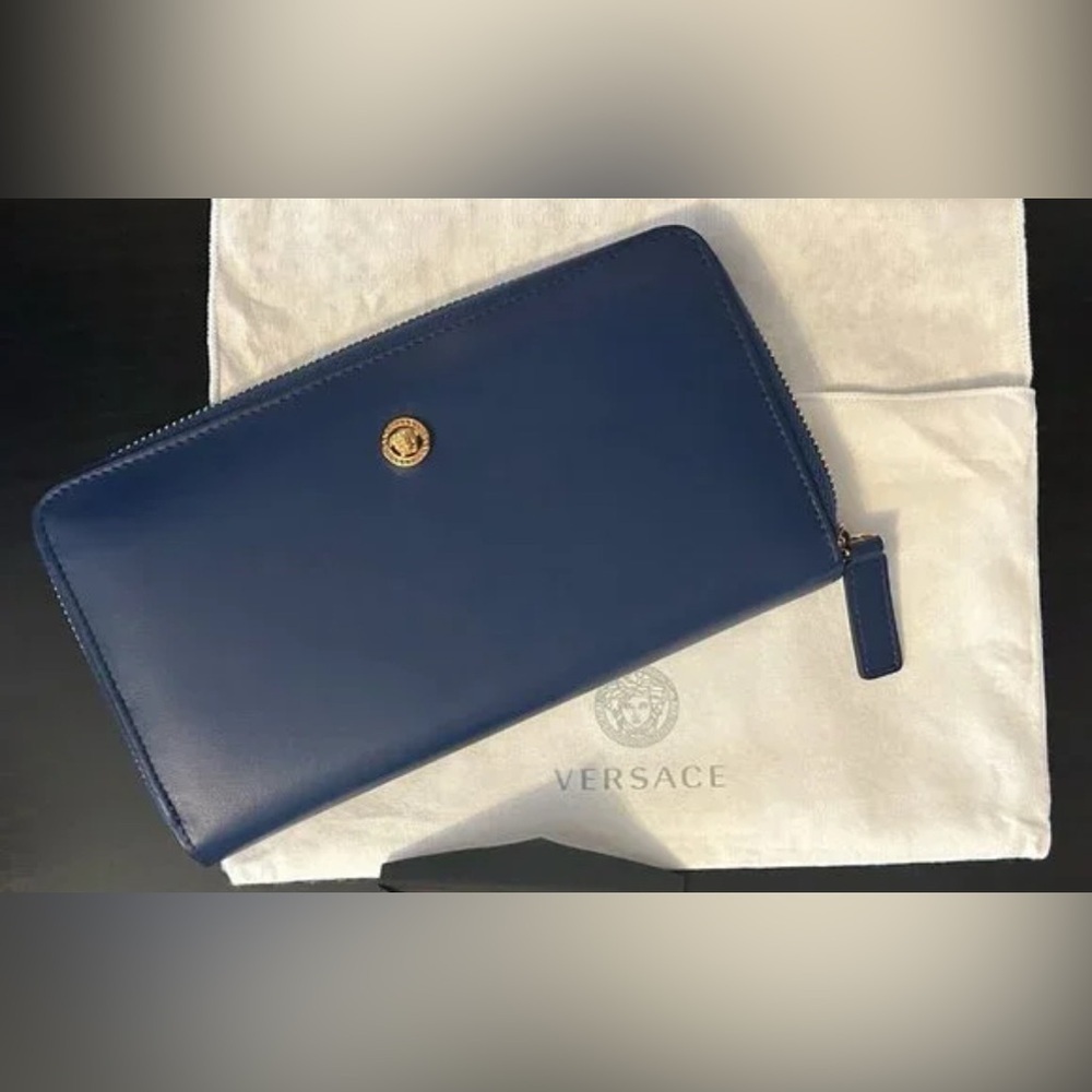 NEW Versace La Medusa Navy Leather Zip Around Long Wallet